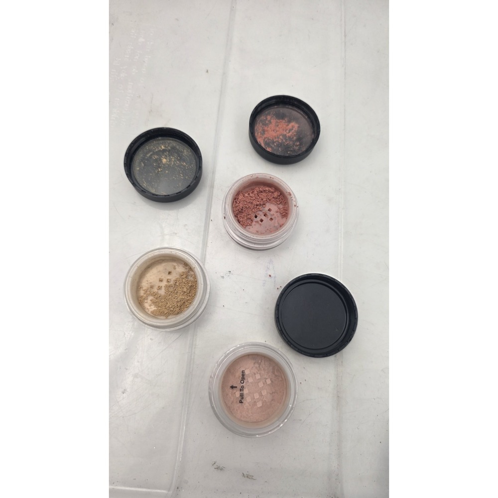 Lot (3) Bare Minerals BOOSTER, BLUSH, FOUNDATION See Photo